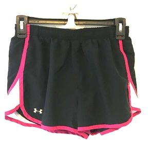 Under Armour ladies S  running shorts black/pink